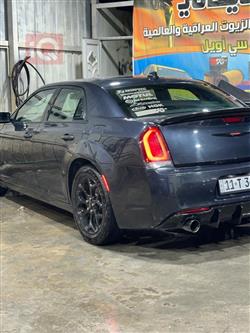 کرایسلەر 300
